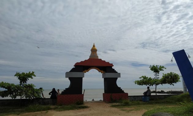 akses jalan menuju lokasi pantai delegan pasir putih gresik dan berapa harga tiket masuknya