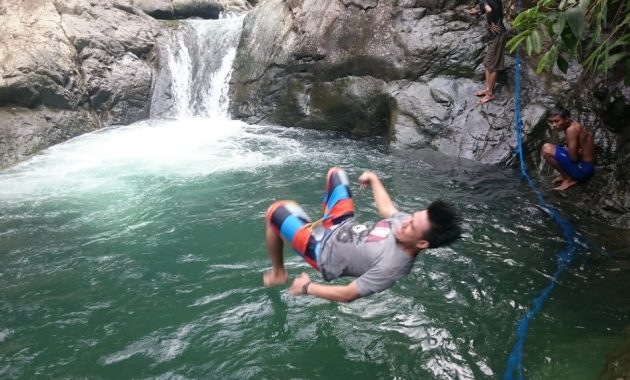akses menuju curug putri kencana