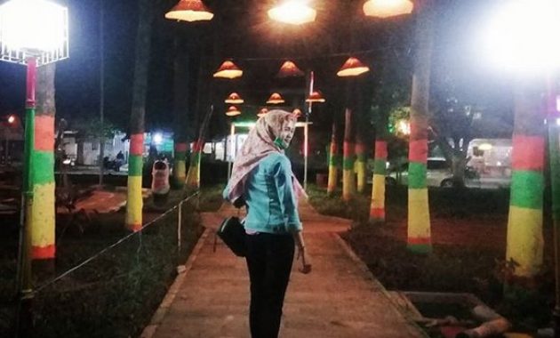 alun alun ngawi, central parknya jawa timur