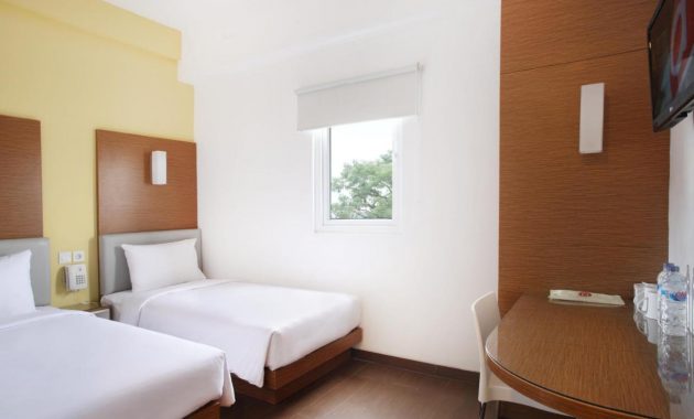 amaris hotel malang, akomodasi yang bagus dan nyaman dengan harga mulai rp268.721 per malam, Alamat Lengkap, Review Hotel, Daftar Harga Kamar, Fasilitas Lengkap, Tempat Menarik Terdekat