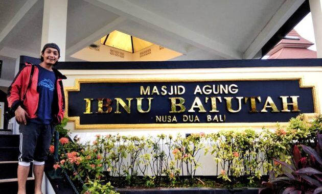apa yang unik dari puja mandala?