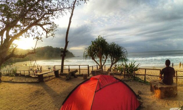 apakah sudah buka atau tutup wisata pantai sendiki malang dan bisakah dilewati mobil?