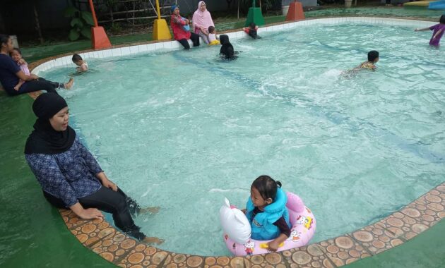 arina waterpark, arena rekreasi air keluarga, Habiskan Waktu, Keindahan Potensi, Rute Jalan, Buka Jam Berapa, Harga Tiket Masuk