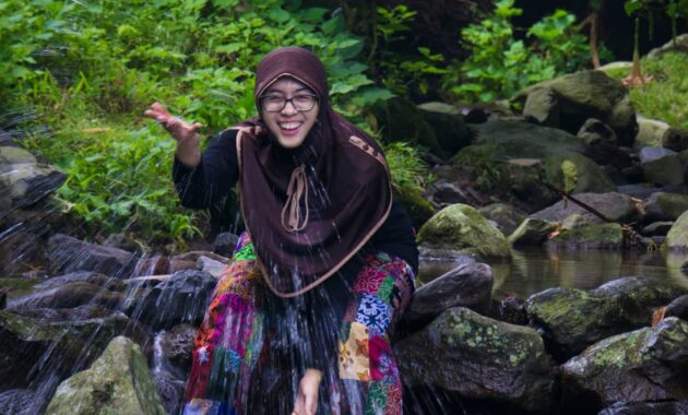 artis gritte agatha aja sudah ke curug nangka, kamu kapan?
