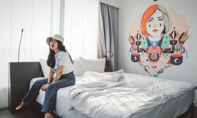 artotel semarang hotel bintang berapa? punya rooftop bar yang apik dan ini daftar harga kamarnya