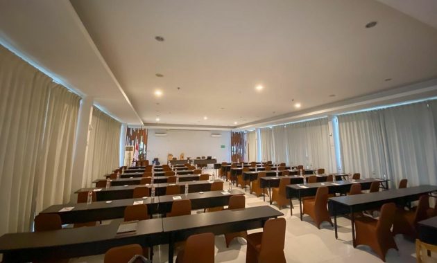 ascent premiere hotel malang, penginapan dengan rooftop bar yang keren mulai rp535.000 per malam