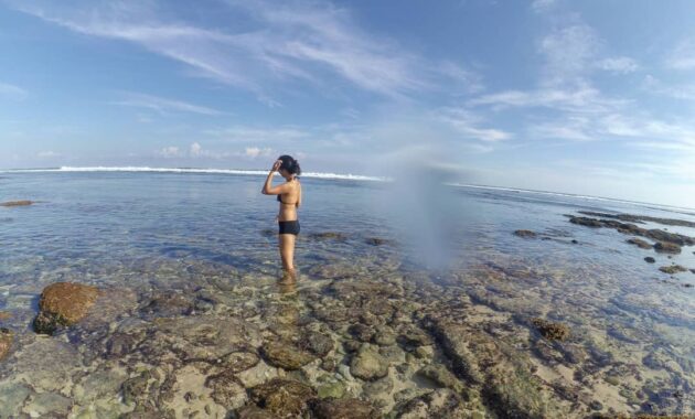 bagaimana akses jalan menuju lokasi wisata pantai nyang nyang bali, apakah boleh camping?