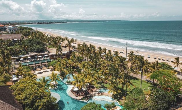 Bali Mandira Beach Resort, Salah Satu Penginapan Pinggir Pantai di Bali Dengan Kolam Renang Hits