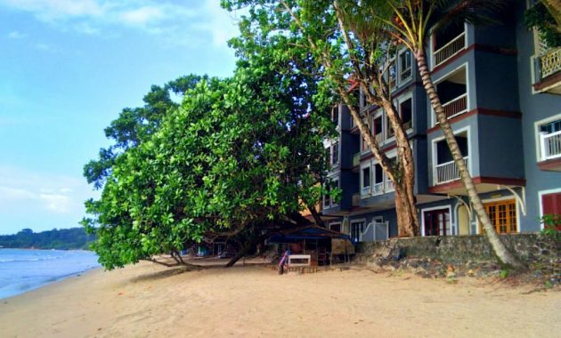beberapa potret pantai di anyer yang masih sepi dan apakah ada tanpa karang? simak ini