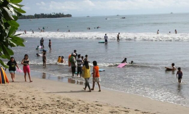 beberapa potret pantai di anyer yang masih sepi dan apakah ada tanpa karang? simak ini