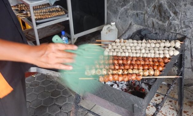 beberapa rekomendasi bakso viral enak di wilayah malang yang terkenal dan wajib dicoba