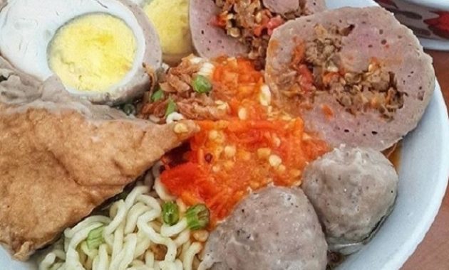 beberapa rekomendasi bakso viral enak di wilayah malang yang terkenal dan wajib dicoba