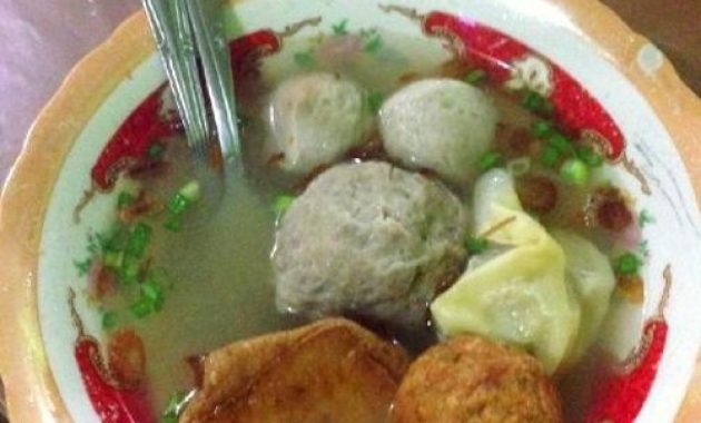 beberapa rekomendasi pilihan bakso enak di kota batu jawa timur yang pedas dan harganya murah