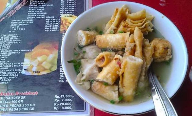 beberapa rekomendasi pilihan bakso enak di kota batu jawa timur yang pedas dan harganya murah