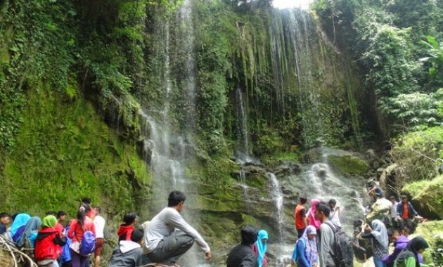 beberapa wisata air terjun yang terkenal dan paling populer di wilayah provinsi jawa tengah