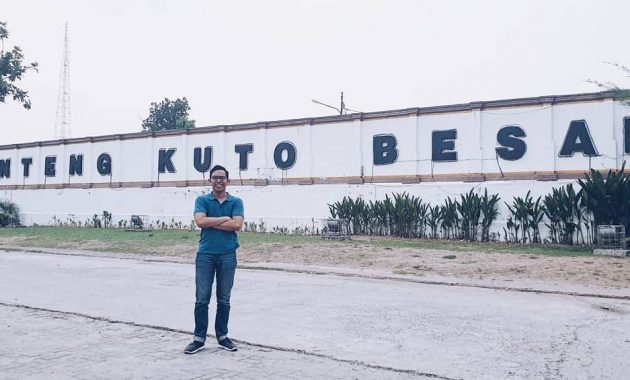 benteng kuto besak
