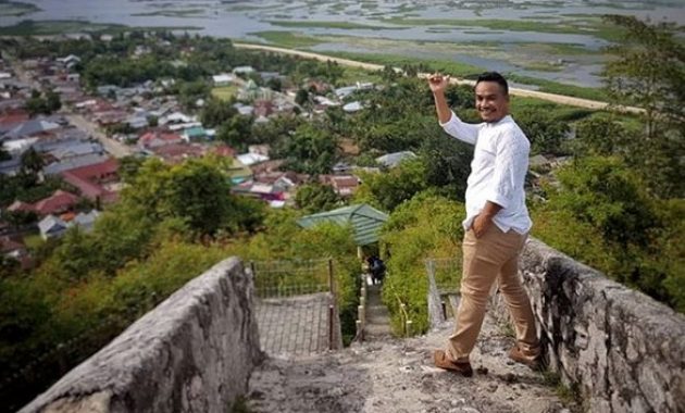 benteng otanaha, berwisata sambil belajar sejarah