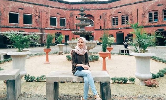 benteng van der wijck, wisata bernilai sejarah tinggi di kebumen, Seputar Benteng Van Der Wijck, Fasilitas dan Tarif Tiket di Benteng Van Der Wijck, Tarif Tiket di Benteng Van Der Wijck, Jam Buka, Pilihan Penginapan