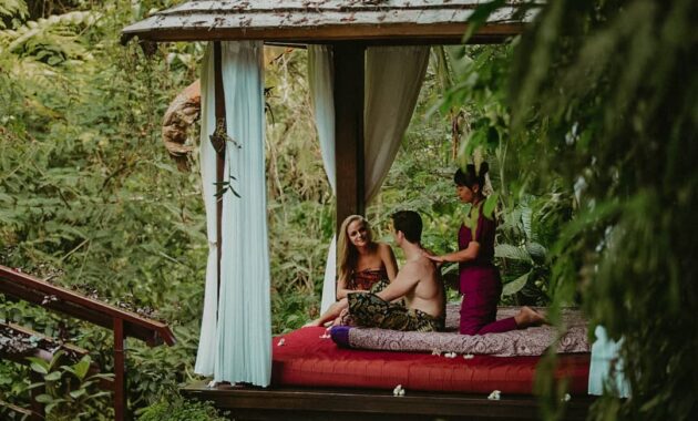 berapa harga berenang di hanging garden ubud tanpa menginap?
