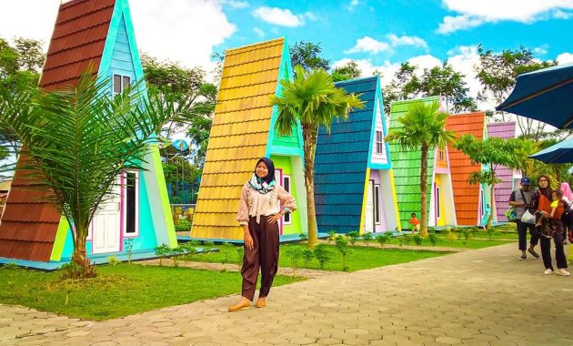 berapa harga tiket masuk kolam renang umbul bening sumbergondo glenmore banyuwangi?