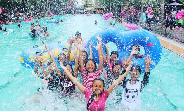 berapa harga tiket masuk kolam renang umbul bening sumbergondo glenmore banyuwangi?