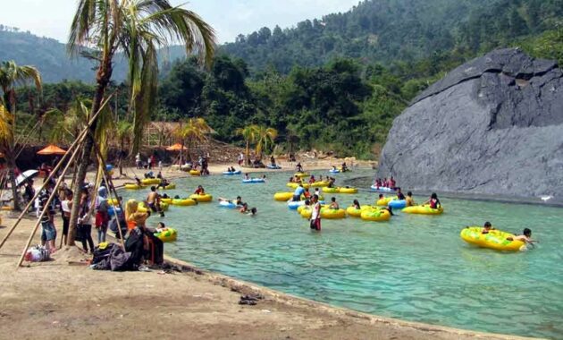 buat liburan sekeluarga, cocok banget nih curug bidadari