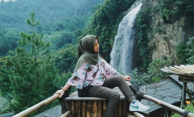 buat liburan sekeluarga, cocok banget nih curug bidadari