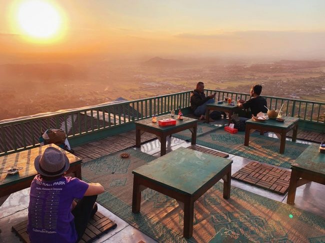 bukit bintang, bukit bintang jogja, daya tarik bukit bintang, keindahan bukit bintang, lokasi bukit bintang, objek wisata bukit bintang, peta bukit bintang, rute bukit bintang, tempat romantis di gunung kidul, tiket masuk bukit bintang, wisata bukit bintang, bukit bintang: spot paling hits menikmati indahnya malam jogja!