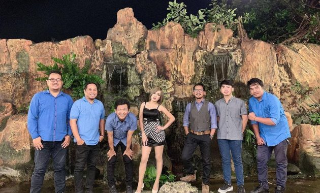 bukit golf resto