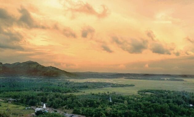 bukit timah, daftar pilihan gunung mini yang menjadi puncak tertinggi di singapura