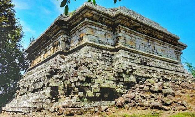 candi dadi yang unik dan penuh misteri