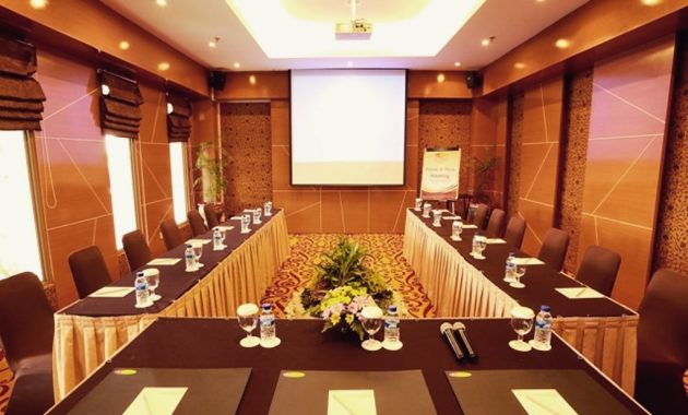 cari penginapan bintang 4 di daerah bantul? ros in hotel jogja adalah pilihan yang nggak kalah bagus!