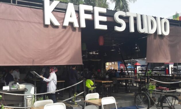 Cari Tempat Tongkrongan 24 Jam Daerah Makassar? Nih 10 Daftar Pilihan Cafe Yang Sangat Kece!