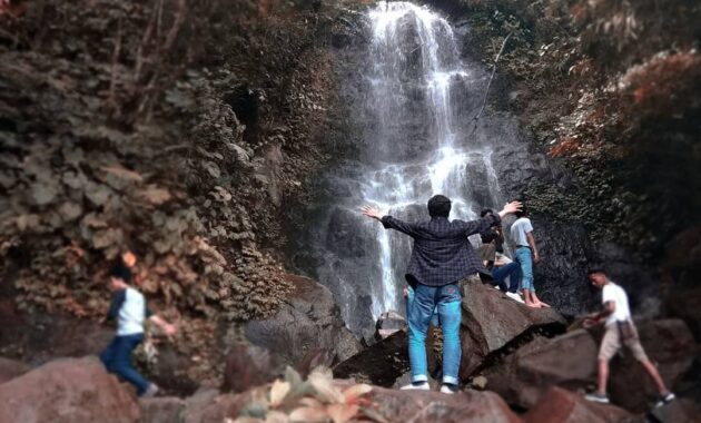 curug 7 cilember bogor, kalau mandi katanya bikin awet muda