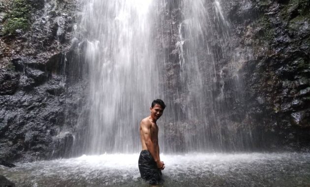 curug 7 cilember bogor, kalau mandi katanya bikin awet muda