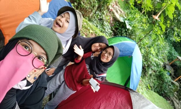 curug 7 cilember bogor, kalau mandi katanya bikin awet muda