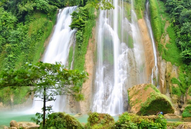 Curug Cikaso Sukabumi: Harga Tiket, Daya Tarik, Aktivitas Seru Dll