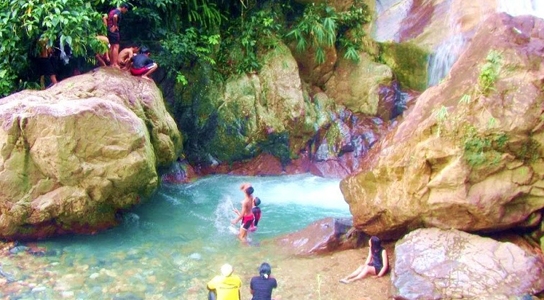 Curug Leuwi Hejo: Harga Tiket, Daya Tarik, Aktivitas Seru, Rute Lokasi!