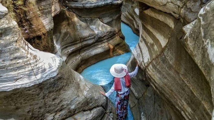 curug love, curug love bogor, daya tarik curug love, fasilitas curug love, foto curug love, harga tiket curug love, objek wisata curug love, tiket curug love, curug love berwarna biru: harga tiket, daya tarik, aktivitas seru