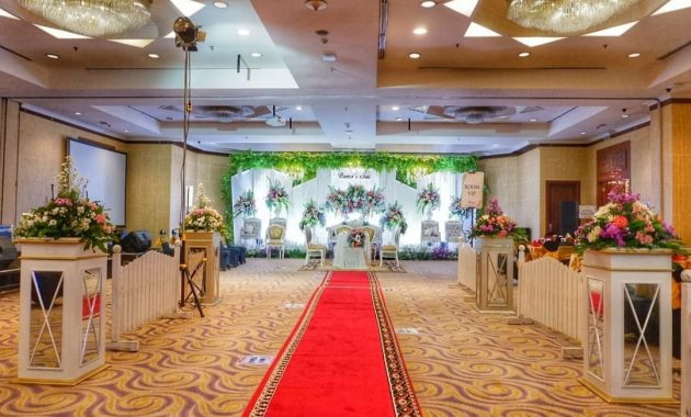 daftar harga kamar dan review grand candi hotel semarang, penginapan murah dengan sky lounge, Review Singkat , Daftar Harga Kamar , Sejumlah Fasilitas , Apa Sih Keunikannya , Kunjungi Tempat Terkenal 
