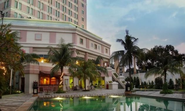 daftar harga kamar dan review grand candi hotel semarang, penginapan murah dengan sky lounge, Review Singkat , Daftar Harga Kamar , Sejumlah Fasilitas , Apa Sih Keunikannya , Kunjungi Tempat Terkenal 
