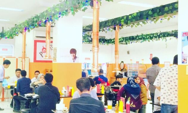 Daftar Rekomendasi Restoran All You Can Eat di Daerah Padang Yang Bisa Dijadikan Alternatif
