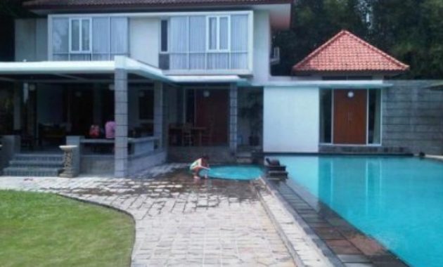 daftar rekomendasi sewa villa di rancamaya yang luas harga mulai dari rp.2.500.000, 1. Mom’s Villa, 2. Cozy Rancamaya, 3. Villa Amadin, 4. R Hotel &amp; Villa