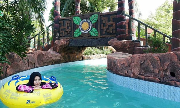 dynasty water world gresik, Tempat Hiburan, Bermain Disini, Bentuk Angka 8, Rute Menuju Lokasi , Harga Tiket Masuk
