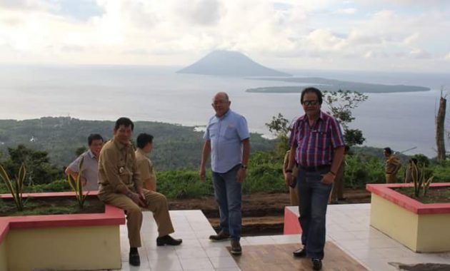 eloknya destinasi patung yesus, wisata di tanah sulawesi