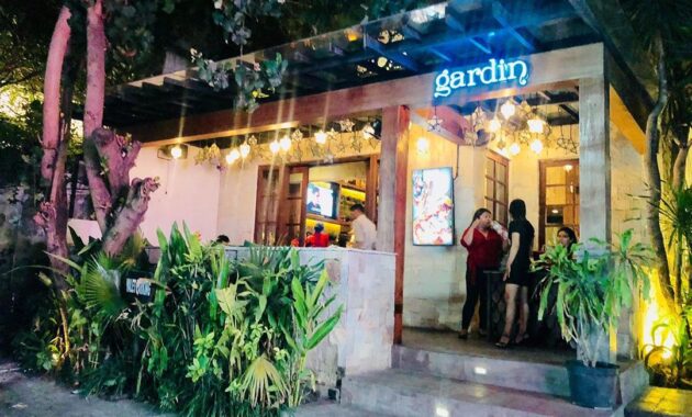 Gardin Bistro Bali, Sensasi Romantic Dinner Ditengah Hutan