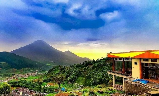 gardu pandang tieng, melihat terbit dan terbenamnya sang mentari