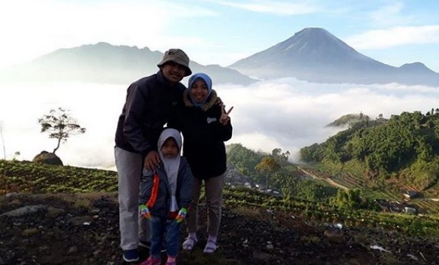 gardu pandang tieng, melihat terbit dan terbenamnya sang mentari