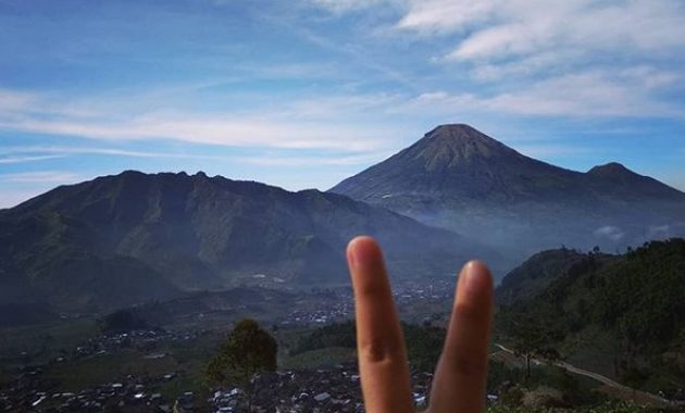 gardu pandang tieng, melihat terbit dan terbenamnya sang mentari