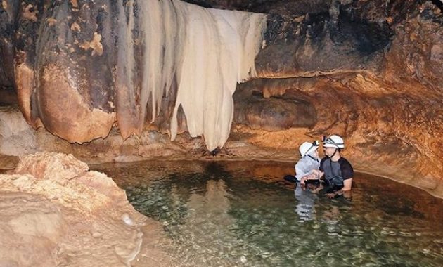 camping di goa cerme, fasilitas gua cerme, foto goa cerme, goa cerme, goa cerme bantul, gua cerme, harga tiket masuk gua cerme, keindahan goa cerme, lokasi goa cerme, rute gua cerme, rute ke goa cerme, wisata alam goa cerme, wisata goa cerme, goa cerne bantul: harga tiket, daya tarik, aktivitas seru, spot foto